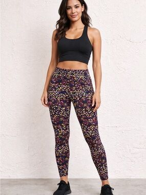 Lularoe one size fit Xl Print High-Waist Leggings - Black Floral